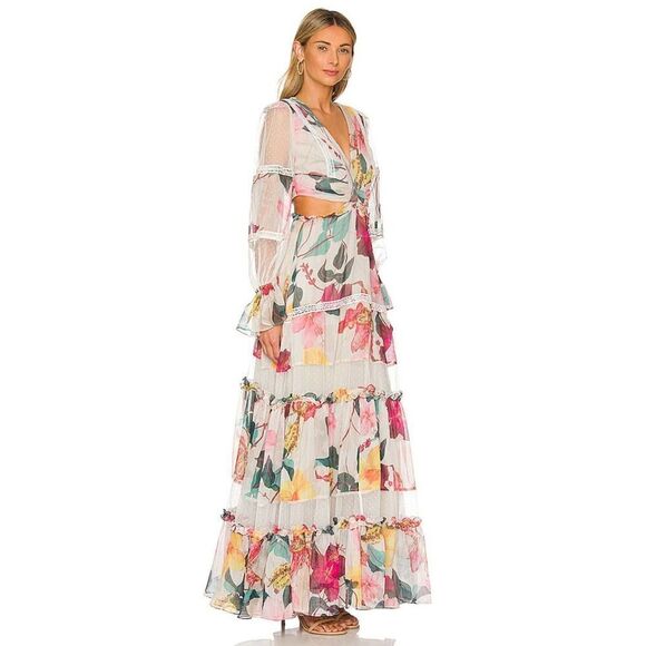 PatBo Hibiscus Lace Trim Cut Out Maxi Dress in Vanilla US2 - Picture 3 of 9